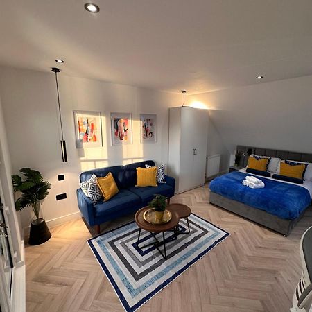 R5 - Luxury Private Ensuite Self-Contained Room - Newly Renovated Halesowen Esterno foto