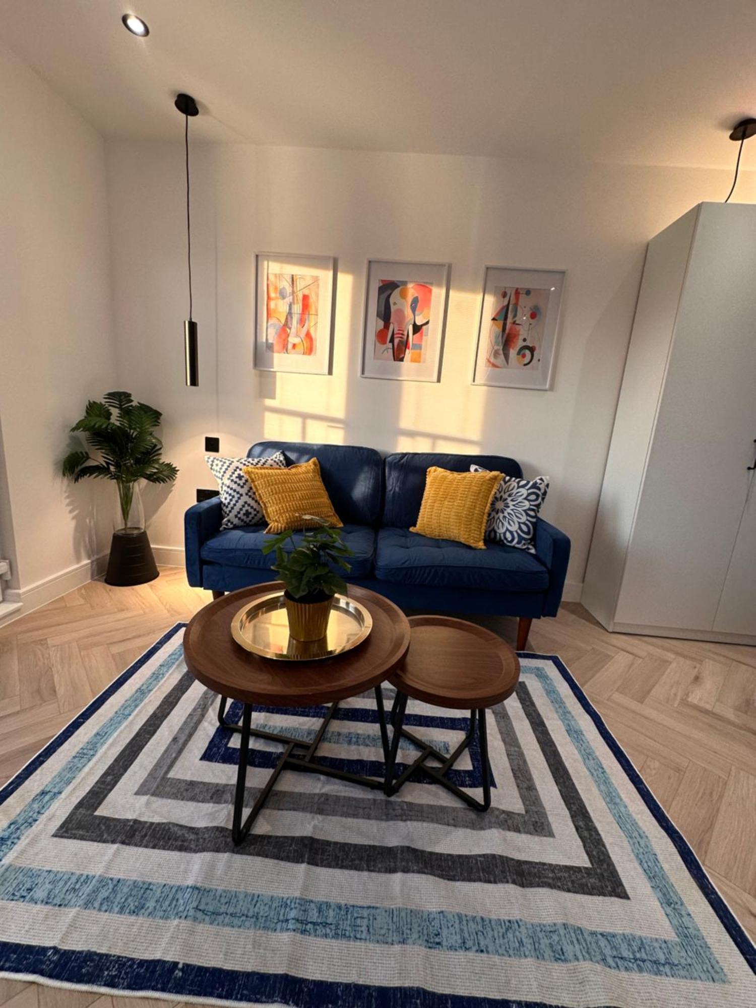 R5 - Luxury Private Ensuite Self-Contained Room - Newly Renovated Halesowen Esterno foto