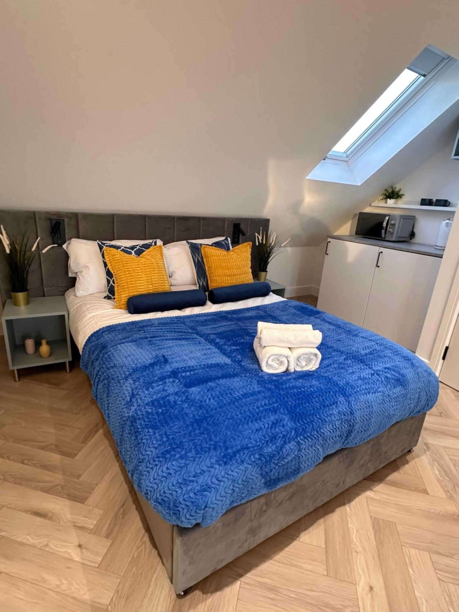 R5 - Luxury Private Ensuite Self-Contained Room - Newly Renovated Halesowen Esterno foto